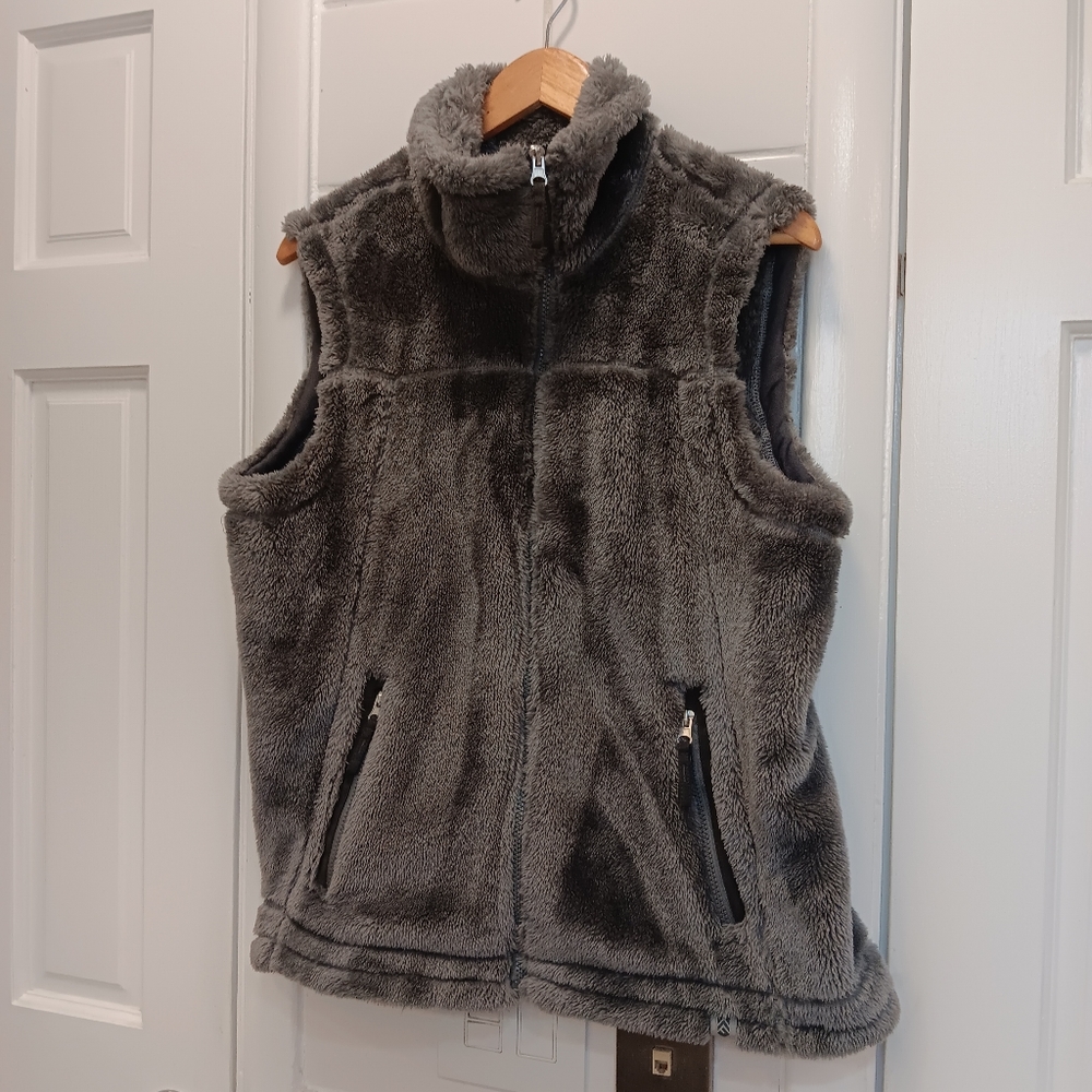 Vest - Picture 2 of 13